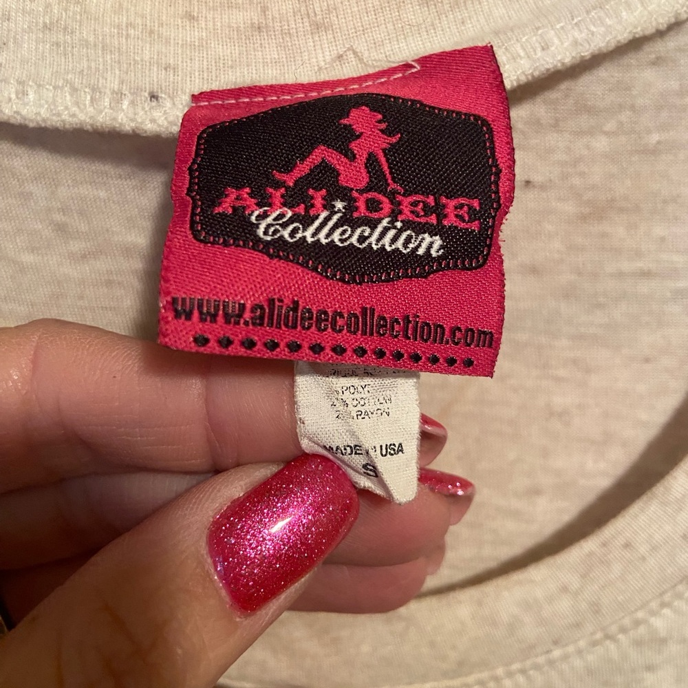 Ali Dee Bucking Horse Sunset Graphic Tee - Picture 4 of 5